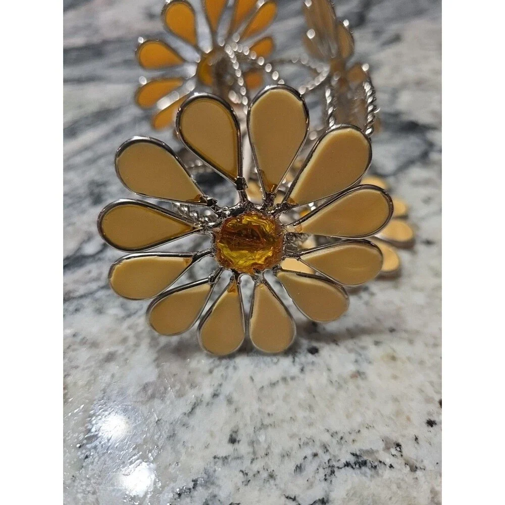 Napkin rings set of 4 daisy Metal Amber Flower Table Decor Enamel